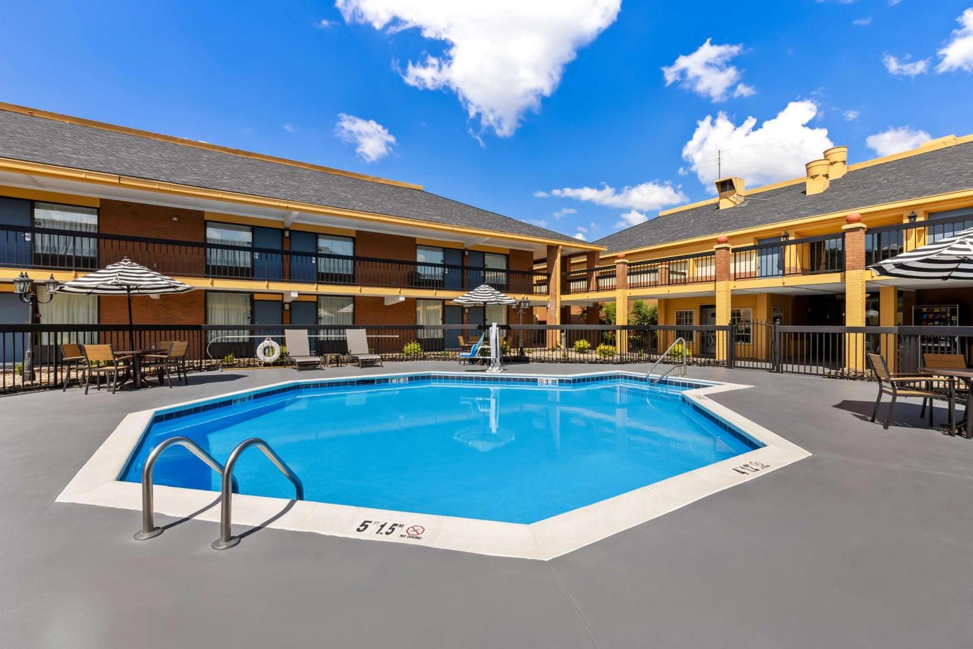 Best Western - Fayetteville Εξωτερικό φωτογραφία