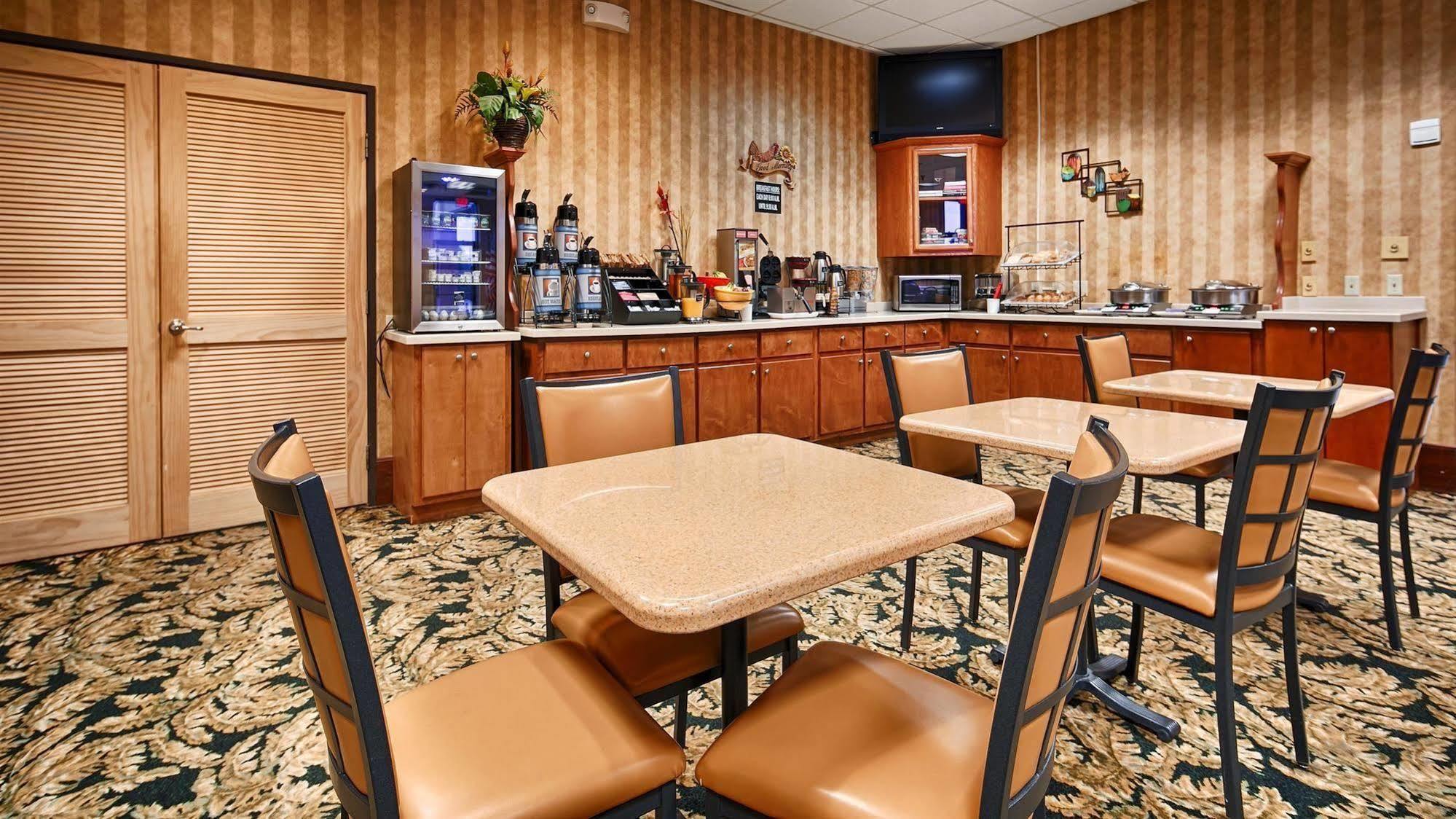 Best Western - Fayetteville Εξωτερικό φωτογραφία