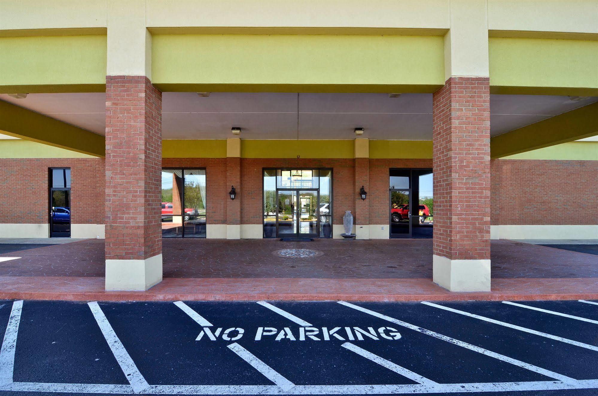 Best Western - Fayetteville Εξωτερικό φωτογραφία